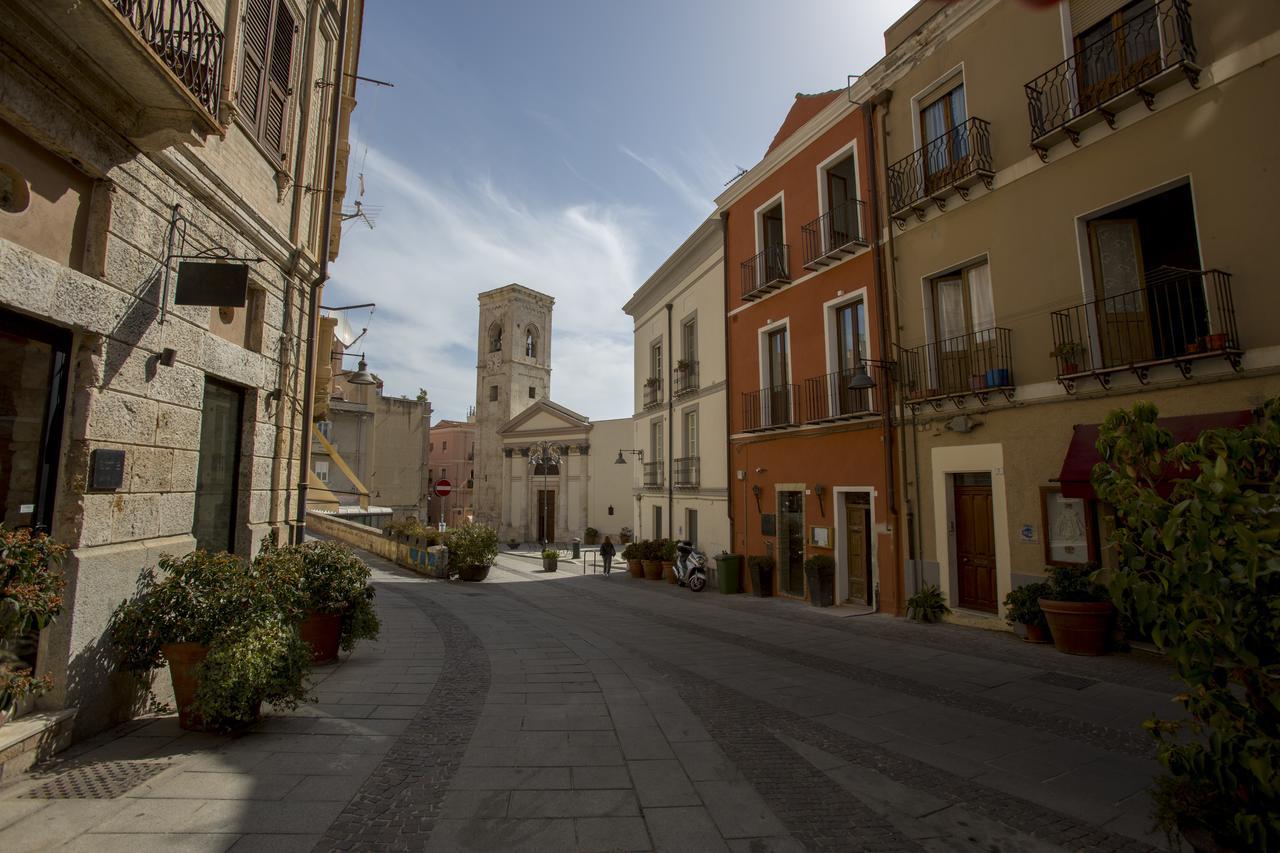 Myo Cagliari Charming House Villa Luaran gambar